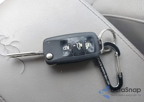 2012 Volkswagen Passat 2.5L Se из США, поврежденный, VIN 1VWBH7A36CC035693